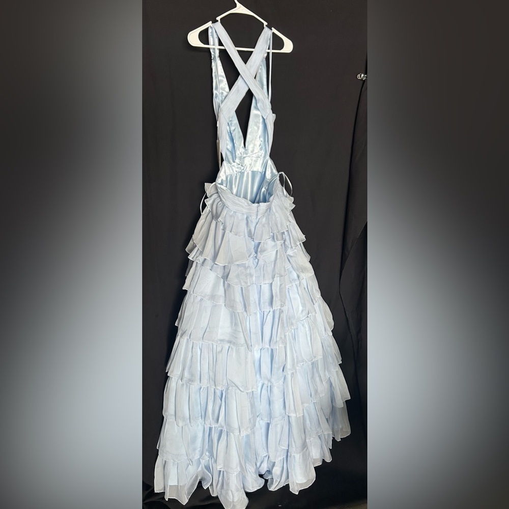 Mac Duggal 67988 NWT Chiffon Layered Cut Out Ballgown - Picture 4 of 5